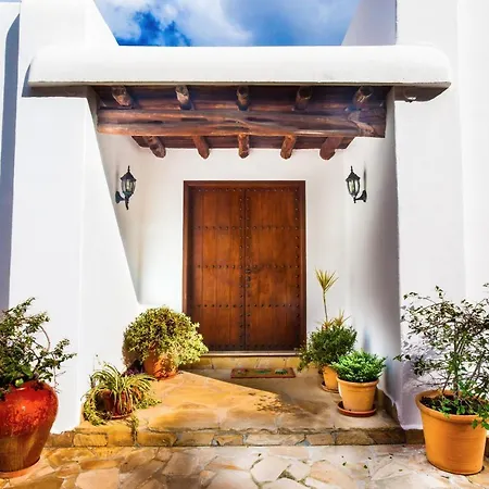 Macia Villa
