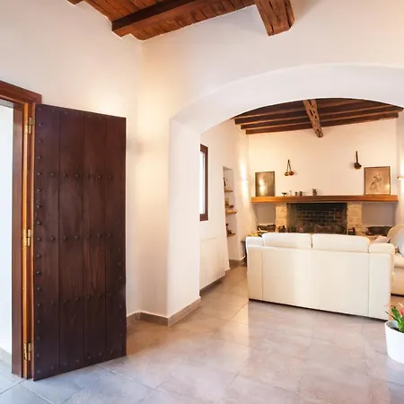 Macia Villa